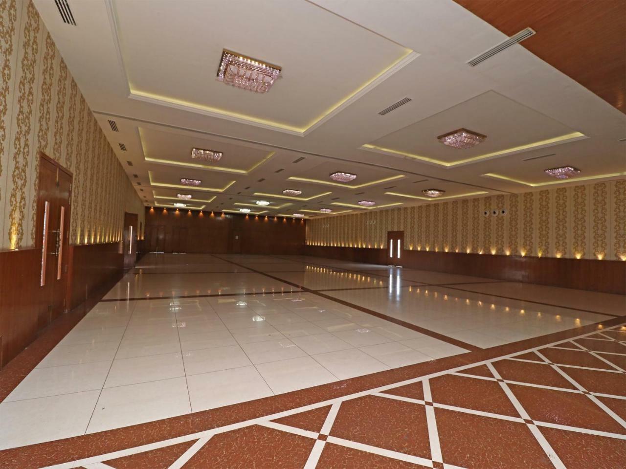 Oyo 29012 Gayatri Palace Hotel Durg Esterno foto